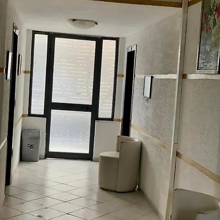 Hotel Gimaj 2*